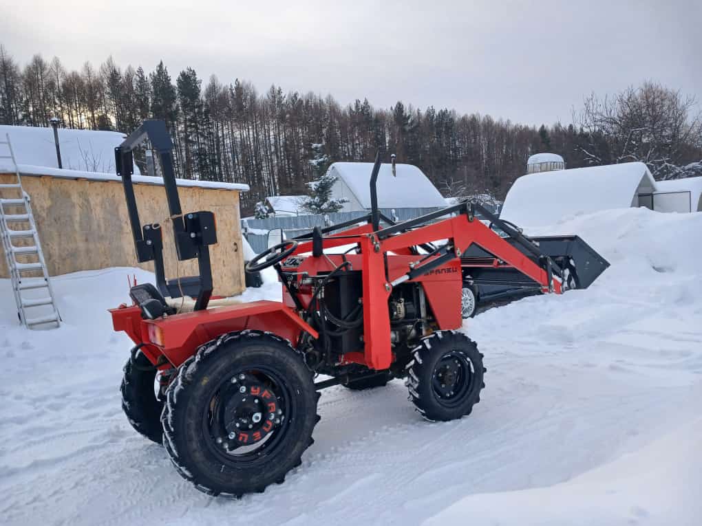 Мини-трактор<br>«Уралец 2204» - выкуп во Владивостоке